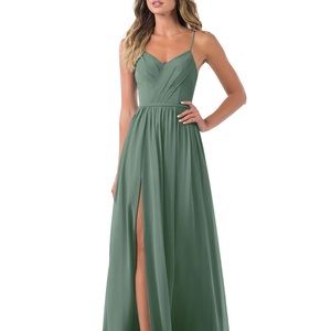 AZAZIE CORA
A-Line Pleated Chiffon Floor-Length Dress Eucalyptus